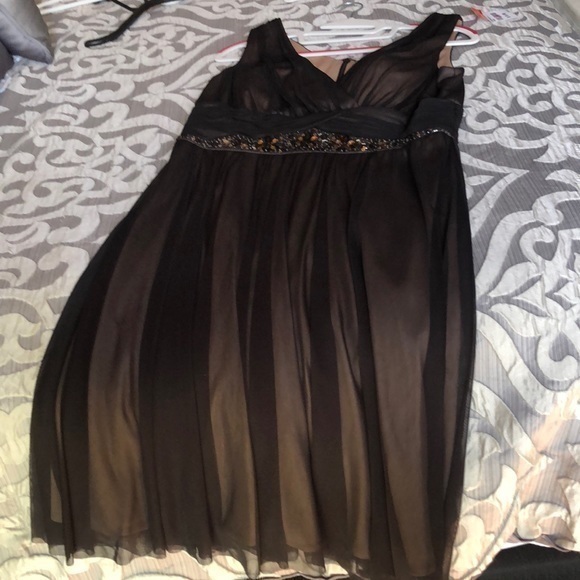 Pretty party dress made by Jessica Howard in a size‎ 10 the dress is black - Picture 2 of 7